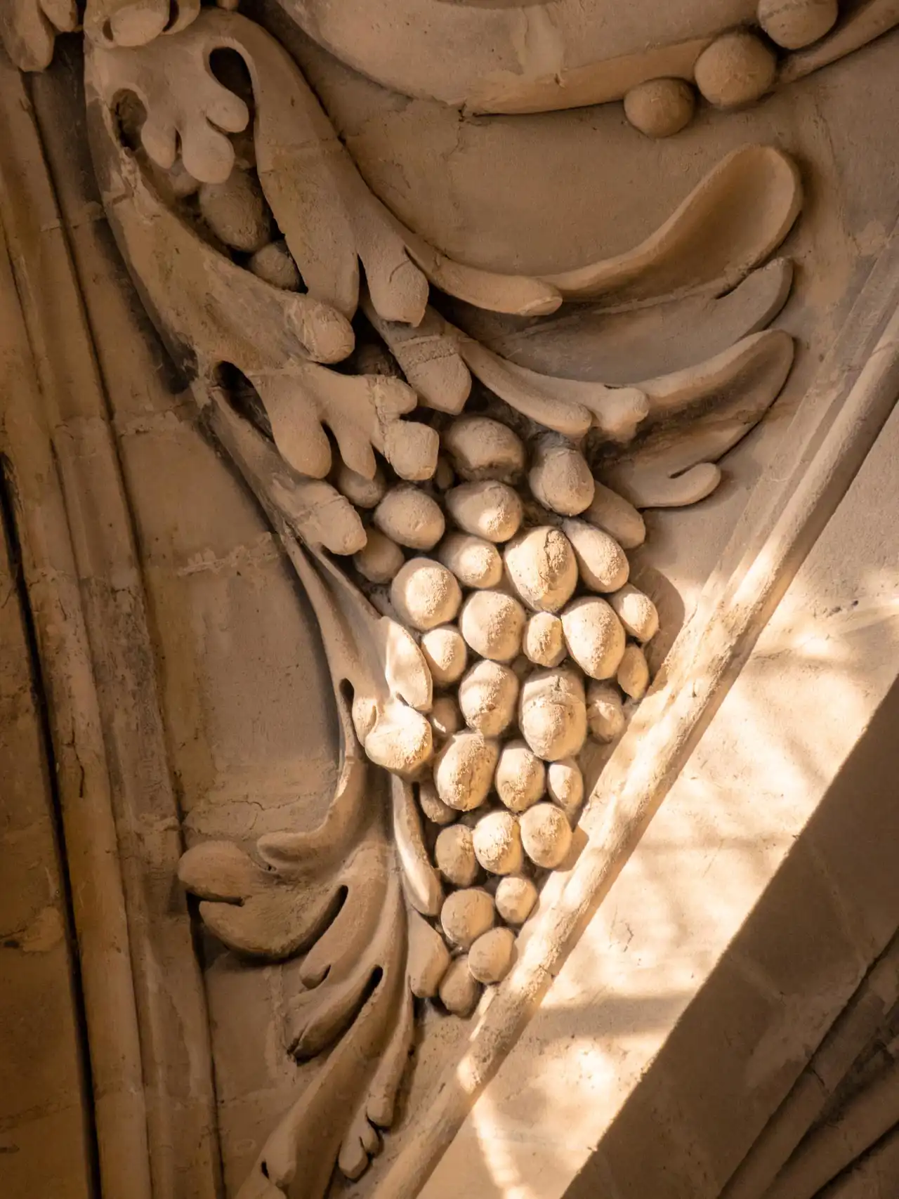 Détail du plafond de l'église Saint-Loup à Namur