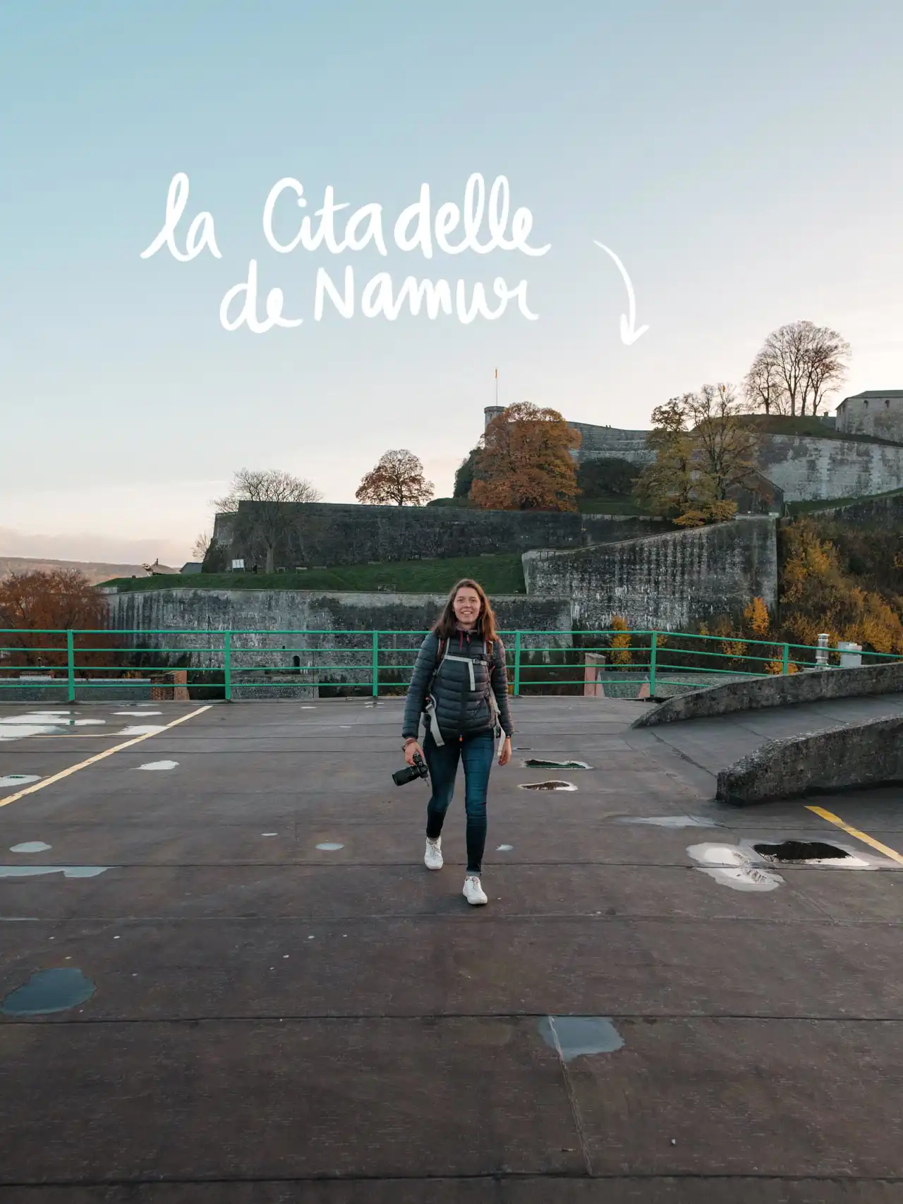 Vue sur la Citadelle de Namur depuis le Parking Gifar