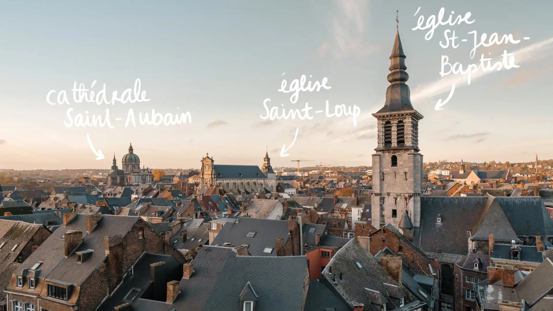 Vue panoramique sur Namur depuis le Parking Gifar
