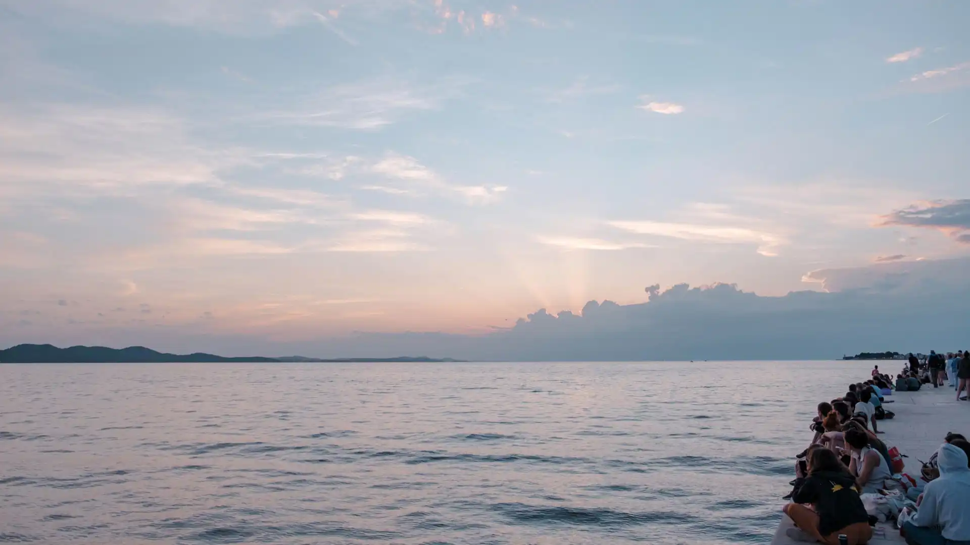 Coucher de soleil depuis l'orgue marin à Zadar