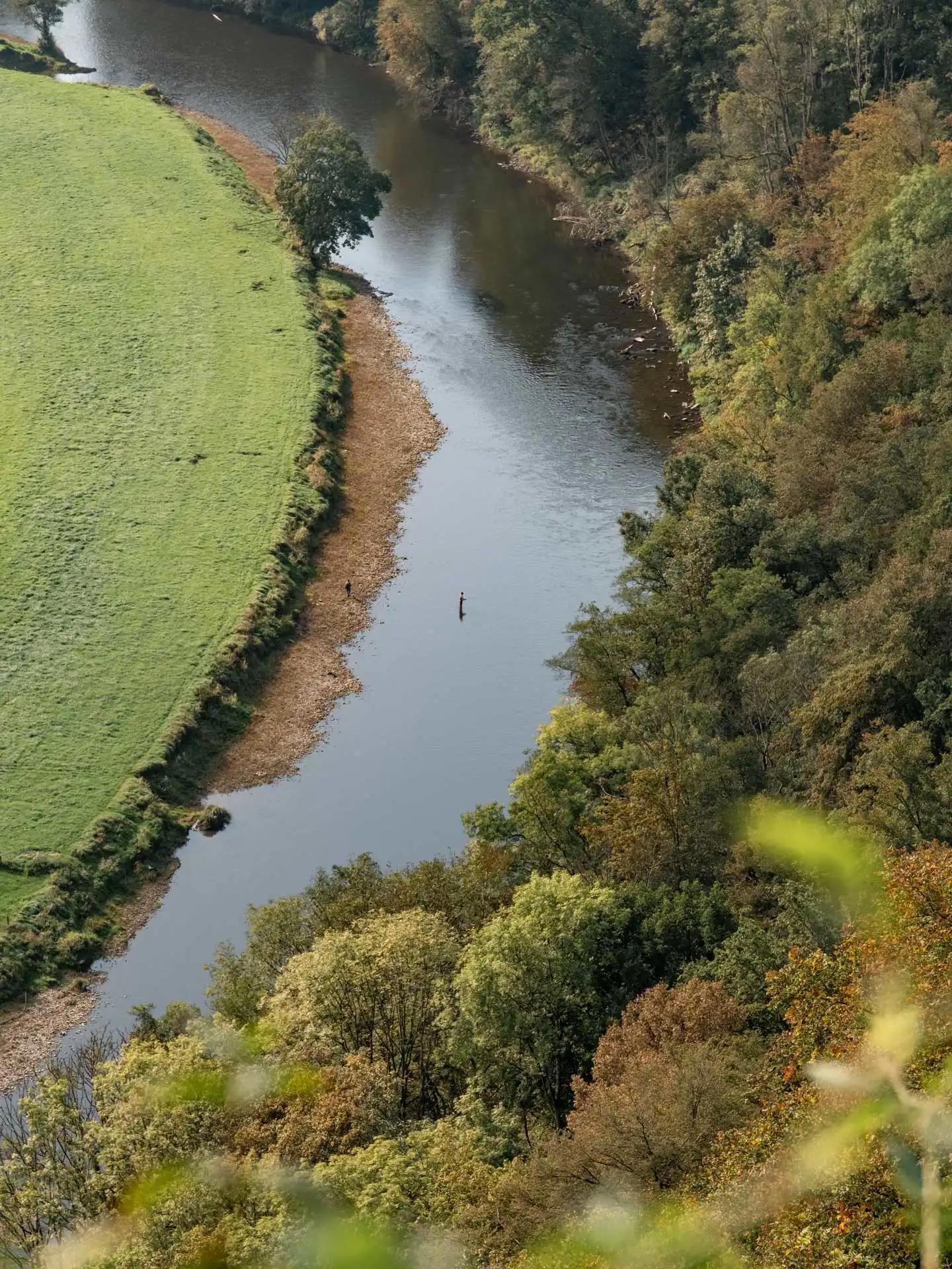 Des pècheurs dans la vallée de l'Ourthe