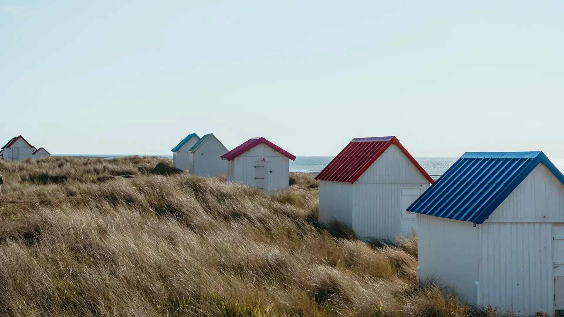 Cabine de plage de Gouville-sur-Mer dans la Manche en Normandie
