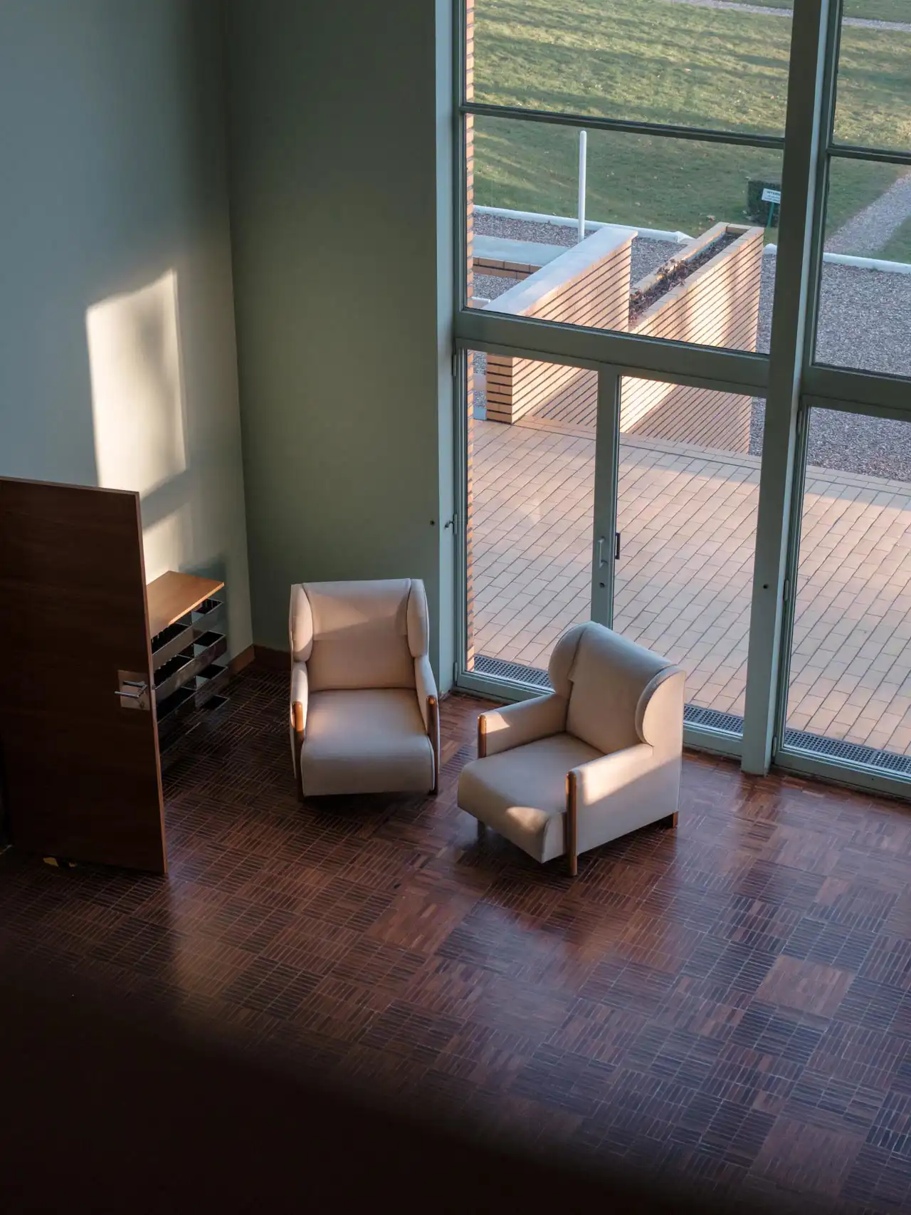 Salon depuis la mezzanine à la villa Cavrois