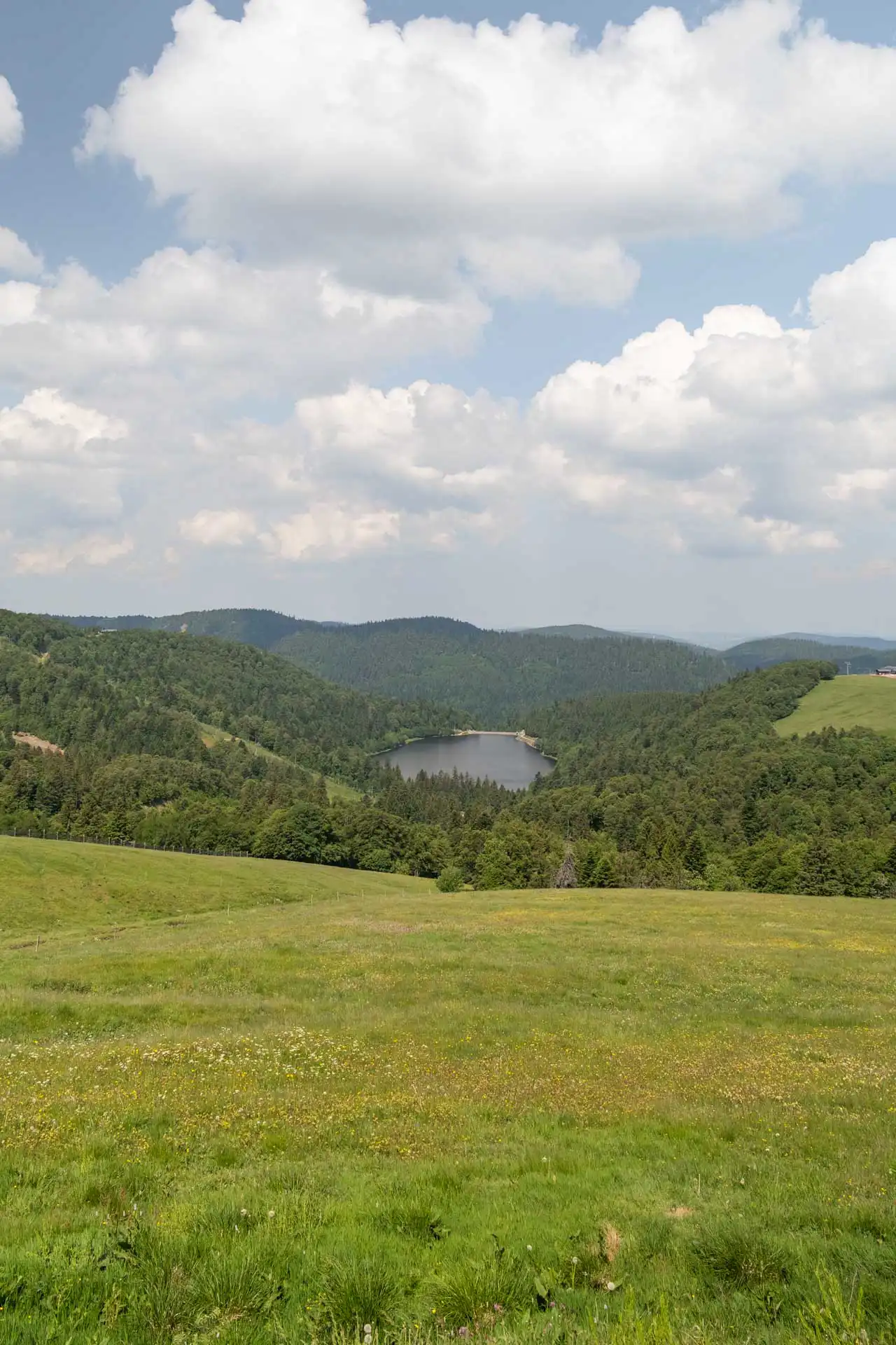Vue sur le lac de la Lande